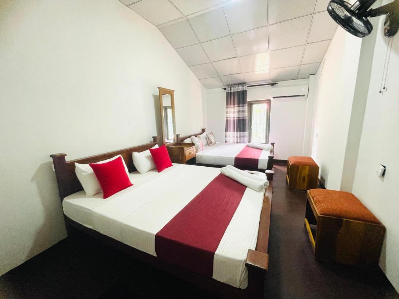 Lake Classical Guest House Κάντι Εξωτερικό φωτογραφία