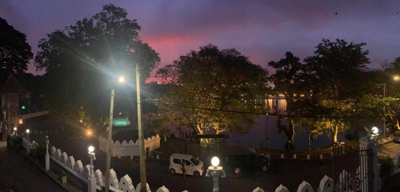 Lake Classical Guest House Κάντι Εξωτερικό φωτογραφία